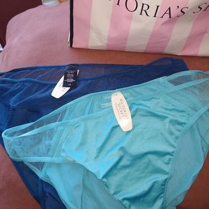 Victoria's Secret Sexy Panties New! LG   Perfect Comes With A Free Pair VS 💋